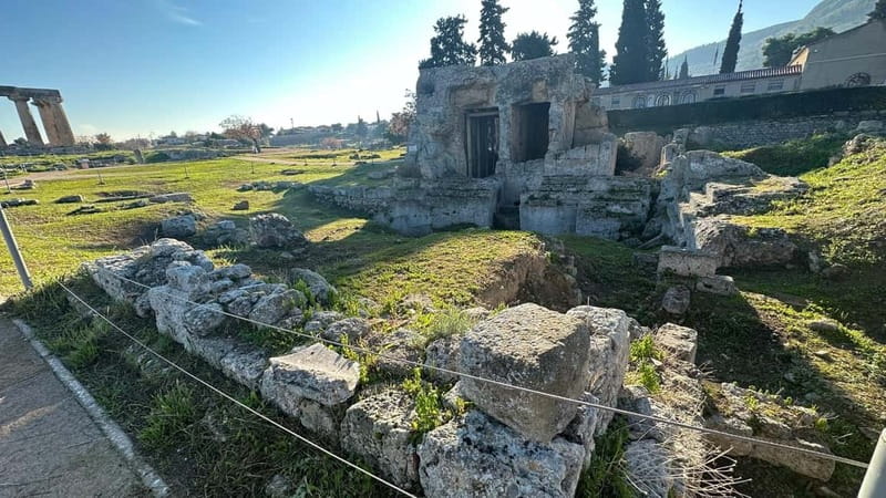 Athens: Letters To Corinthians Apostle Paul Biblical Tour - Corinth Canal and the isthmus view break, plus your coffee moment