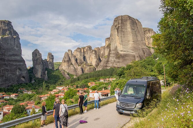 Athens: Meteora Monasteries, Caves & Coastal Stopovers with Lunch - Varlaam and Great Meteoro: the interiors that make Meteora click