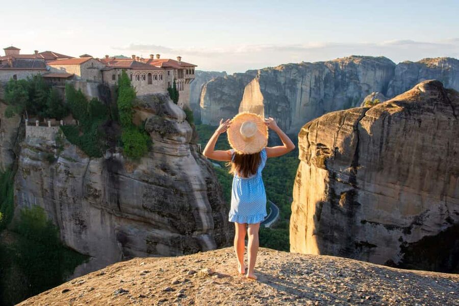 Athens: Meteora Monasteries, Hermit Caves & Seaside Escapes - Kastraki Break: A Small Greek Village Moment in the Middle of the Mission