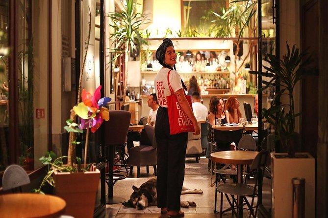 Athens Moonlight Waling Tour with Drinks and Meze Dishes - Timing, Shoes, and Group Size: The Stuff That Can Make or Break Your Night