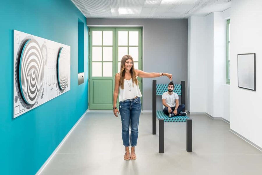 Athens: Museum of Illusions Admission Ticket - Museum of Illusions Athens: 50 minutes of optical tricks you can actually use
