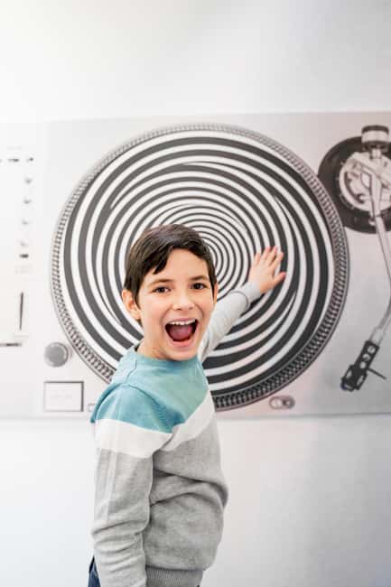 Athens: Museum of Illusions Admission Ticket - The 60 installations plan: what to do room by room