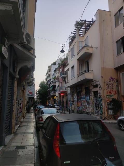 Athens: Mysteries, Crime, & Conspiracy Theories Walking Tour - How to stay comfortable on a 2-hour night-style walk