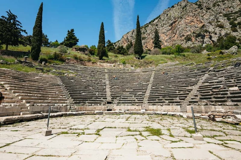 Athens: Mythology of Delphi, Museum and Arachova Guided Tour - Delphi Museum: turning famous sculptures into understandable history