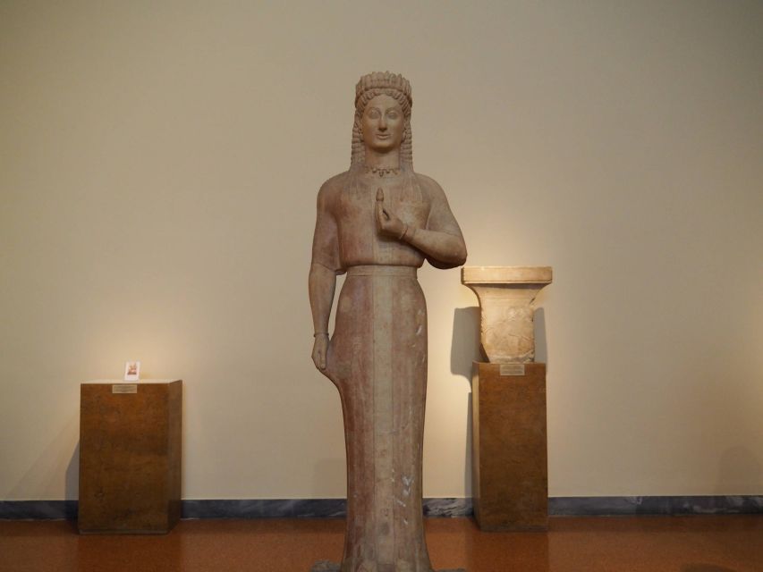 Athens: National Archaeological Museum Ticket w/ Opt. Audio - Audio guide reality check: headphones, phone battery, and noise