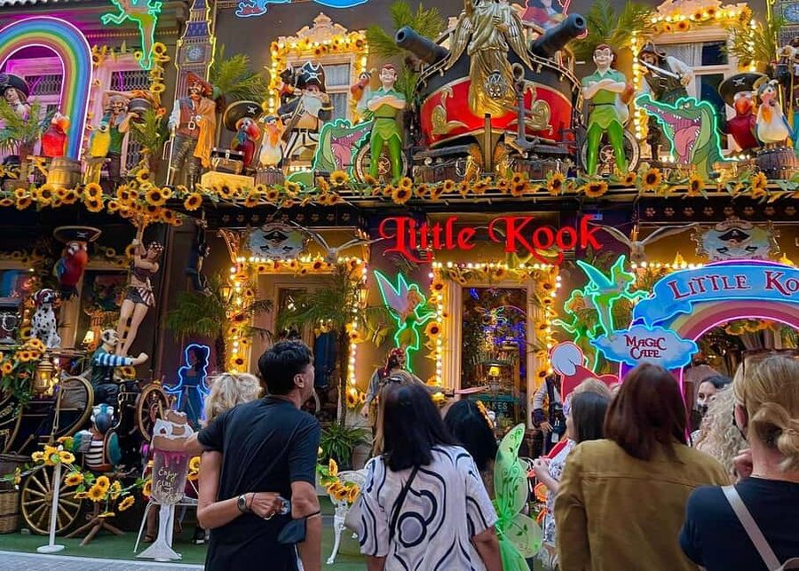 Athens: Night Walking Tour with Local Guide - Key Highlights You Will Actually Feel