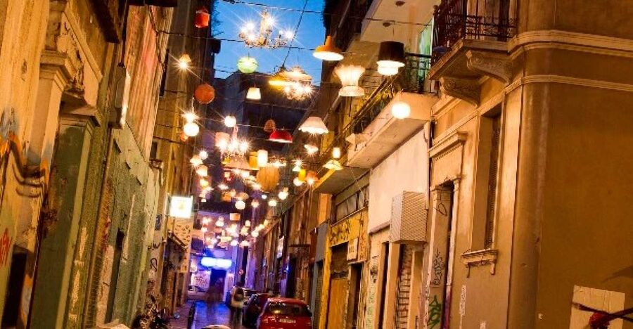 Athens: Old Town Electric Bike Tour with Local Mezes - What you should bring, and how to stay comfortable for 3.5 hours