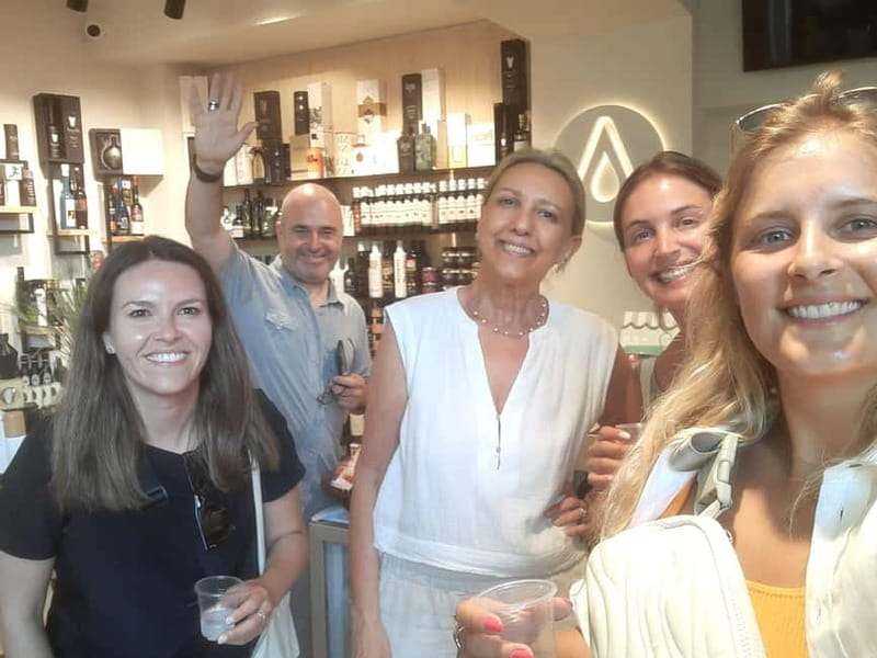 ''Athens Olive Oil Tasting'' - Nearby stops to turn it into a Kolonaki afternoon