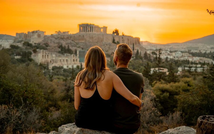 Athens photo tour - Photo direction, candid moments, and editing you can actually use