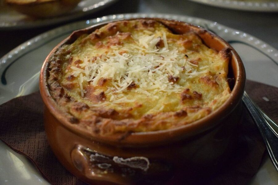 Athens: Premium Food and Wine Tasting Tour in the evening - Quick hits before you go