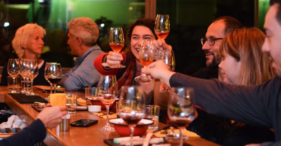 Athens: Premium Food and Wine Tasting Tour in the evening - Small-group feel: why it matters on a food tour