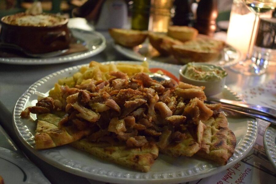 Athens: Premium Food and Wine Tasting Tour in the evening - Wine tasting of 4 indigenous varieties, paired like Greeks actually drink