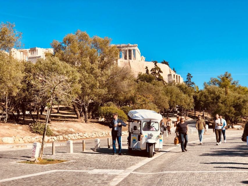 Athens: Private 3-Hour City Tour on Eco-Friendly Tuk Tuk - City center first: Parliament, Tomb of the Unknown Soldier, Academy, and church stops