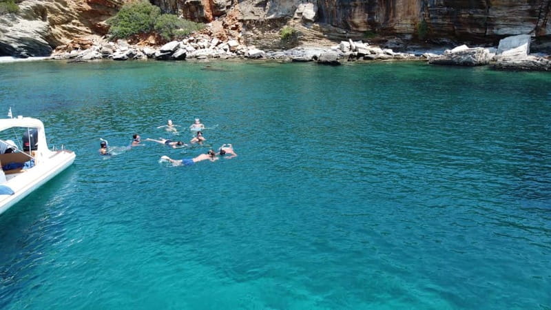 Athens Private Cruise Snorkeling Marathon Nea Makri Schinias - The guide factor: what Christos style of guiding adds