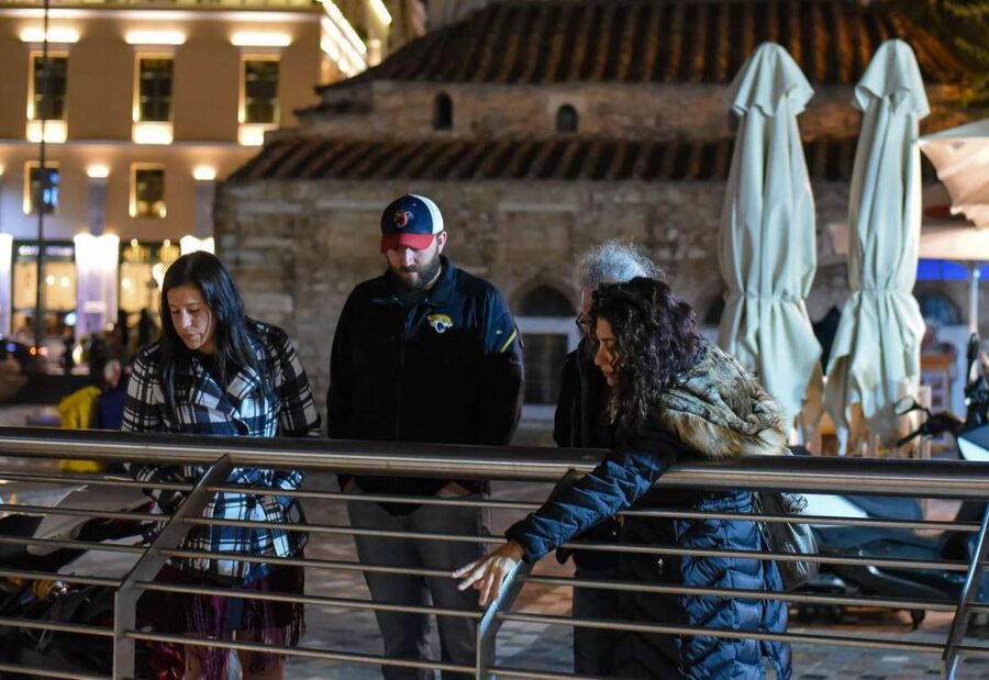 Athens: Private Evening City Walk & 4-Course Curated Dinner - Dinner in Psiri: what a 4-course meal adds to an Athens night