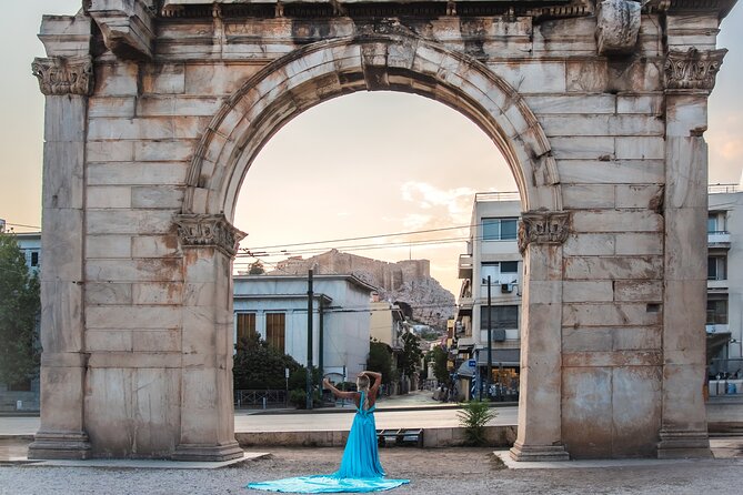 Athens Private Photoshoot - Transfers and meeting point, including the Santorini note you should verify