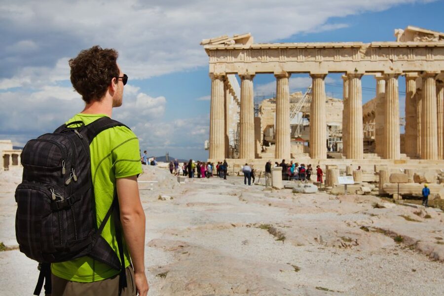 Athens Private Tours: Acropolis and Acropolis Museum - Syntagma Square and the Evzone guards outside Parliament