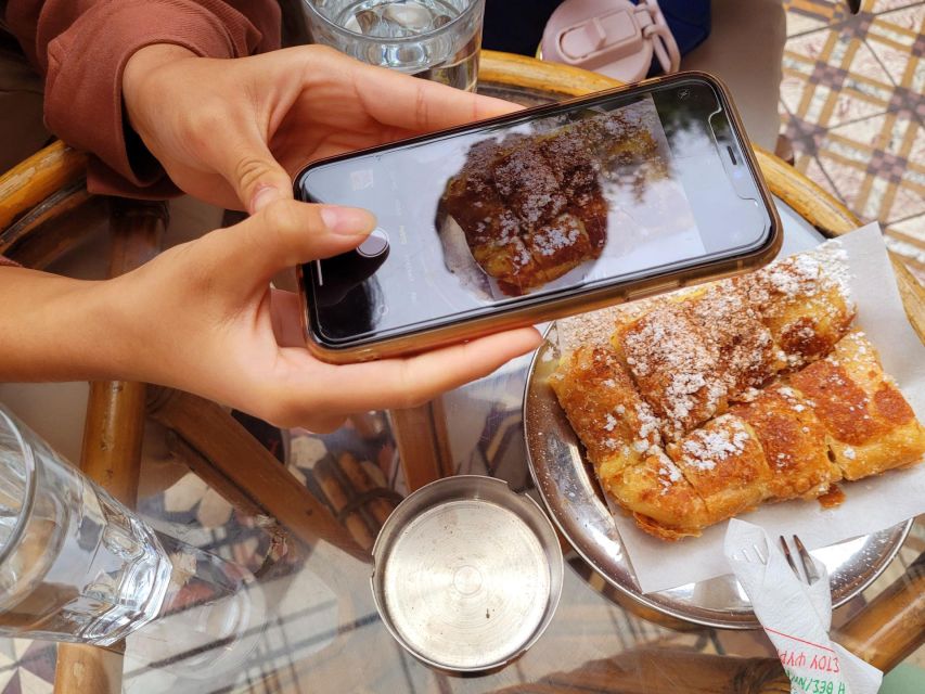 Athens: Private Urban Treasure Hunt and Tour - Varvakeios market and bougatsa break, the sweet stop that keeps the hunt fun