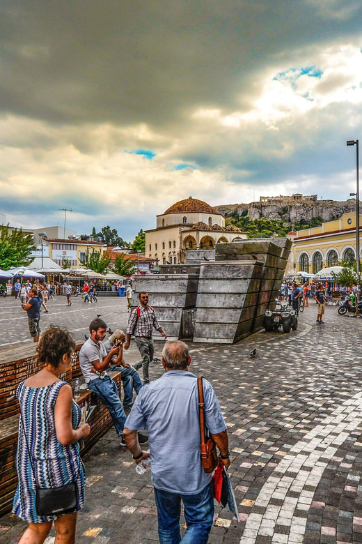 Athens Private Walking Tour in Spanish - From Neoclassical Athens to Syntagma Square and the Presidential Guard