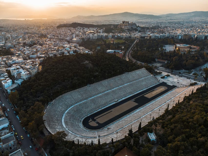 Athens Private Walking Tour in Spanish - National Garden, Zappeion, and the Olympic-era loop