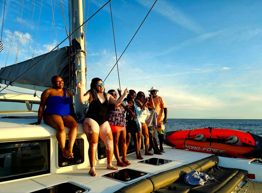 Athens: Riviera Catamaran Tour with Fresh Meal and Drinks - Who this tour fits best (and who should skip it)