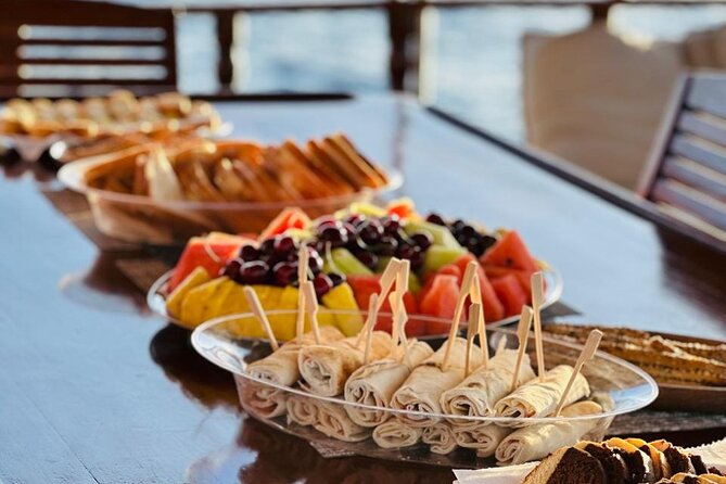 Athens Riviera Sunset Cruise with Snacks and Drinks Included - From Piraeus to the Marina: How You Actually Start the Evening