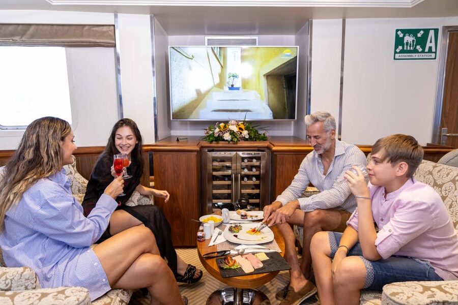 Athens: Saronic Islands Cruise with VIP Area Seating & Lunch - A 11-hour Saronic Islands day trip that mixes sea time and real stops