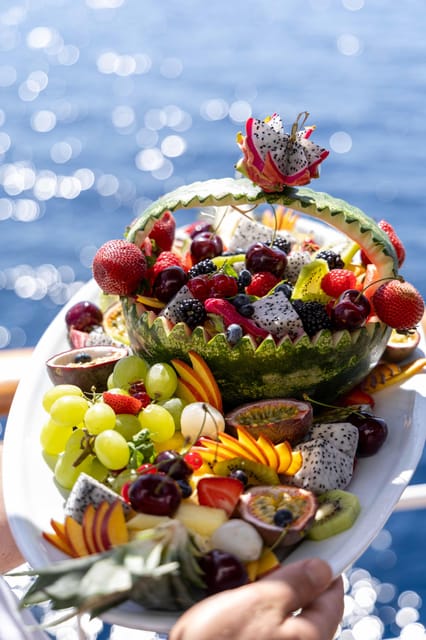 Athens: Saronic Islands Cruise with VIP Area Seating & Lunch - Transfers, timing, and avoiding the classic pickup stress