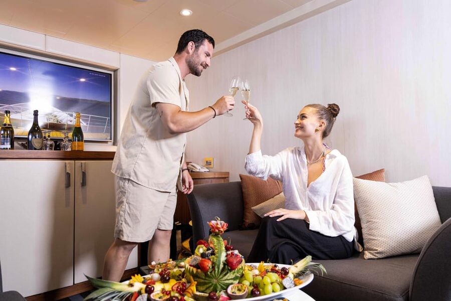 Athens: Saronic Islands Cruise with VIP Area Seating & Lunch - Athens to the first sailing block: 3 hours to set your rhythm
