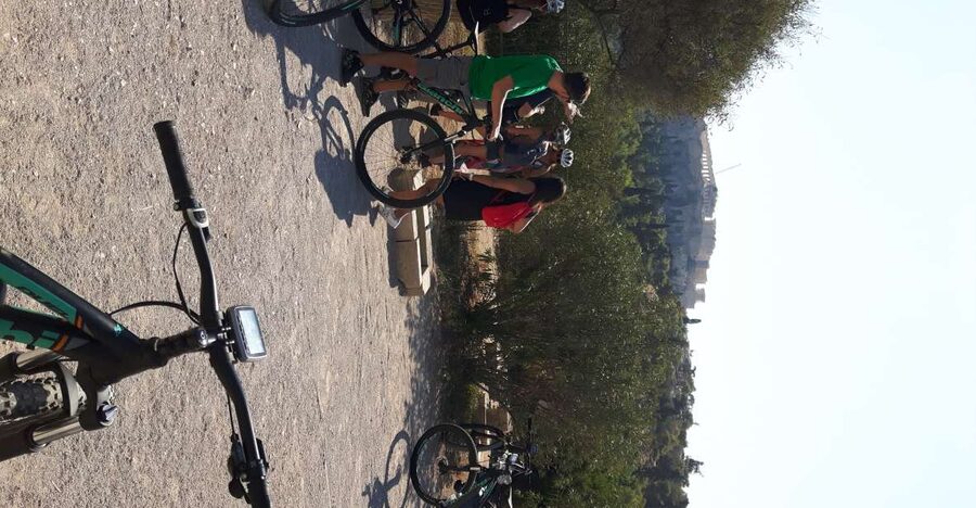 Athens: Scenic e-Bike Tour in Historical Center - Meeting point: finding Tzireon 12 without stress