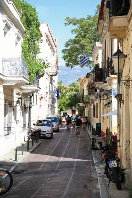 Athens: Scenic e-Bike Tour in Historical Center - Who should book this e-bike tour