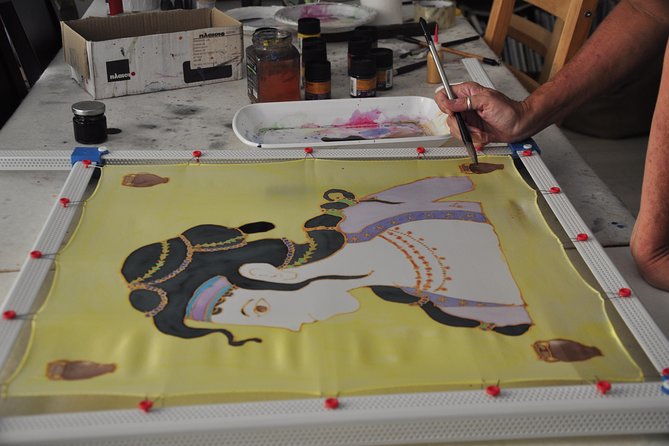 Athens: Small Group Silk Scarf Art Workshop with Greek Themes - Key things to know before you go