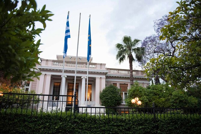 Athens Social and Political Walk - How Isaac makes current events make sense