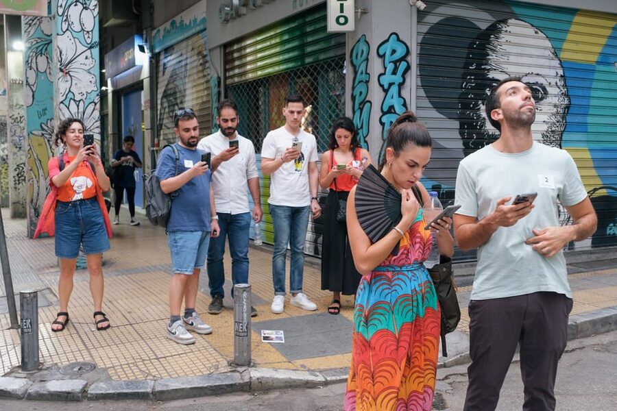 Athens: Street Art Treasure Hunt with Food Stop - Key highlights to know before you go