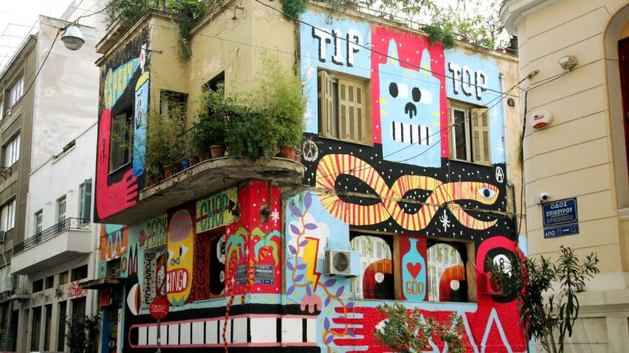 Athens: Street Art Treasure Hunt with Food Stop - Galiántra street food stop: hot dog or bougatsa