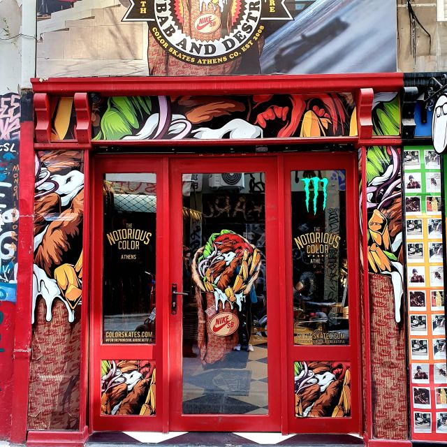 Athens: Street Food Tasting Tour - Boat-shaped Greek pizza and the shopping district wander