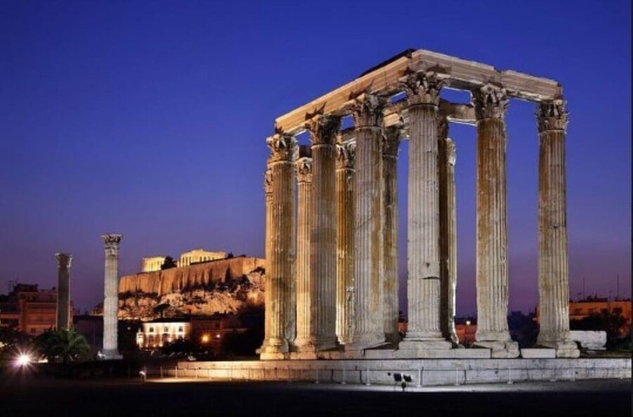 Athens: Temple of Olympian Zeus Entrance Ticket - What you will actually see: Hadrian’s giant temple, reduced to 15 columns