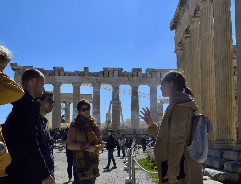 Athens: The Acropolis Guided Walking Tour in Dutch - Meeting at Metro Acropoli: quick directions and a smart plan