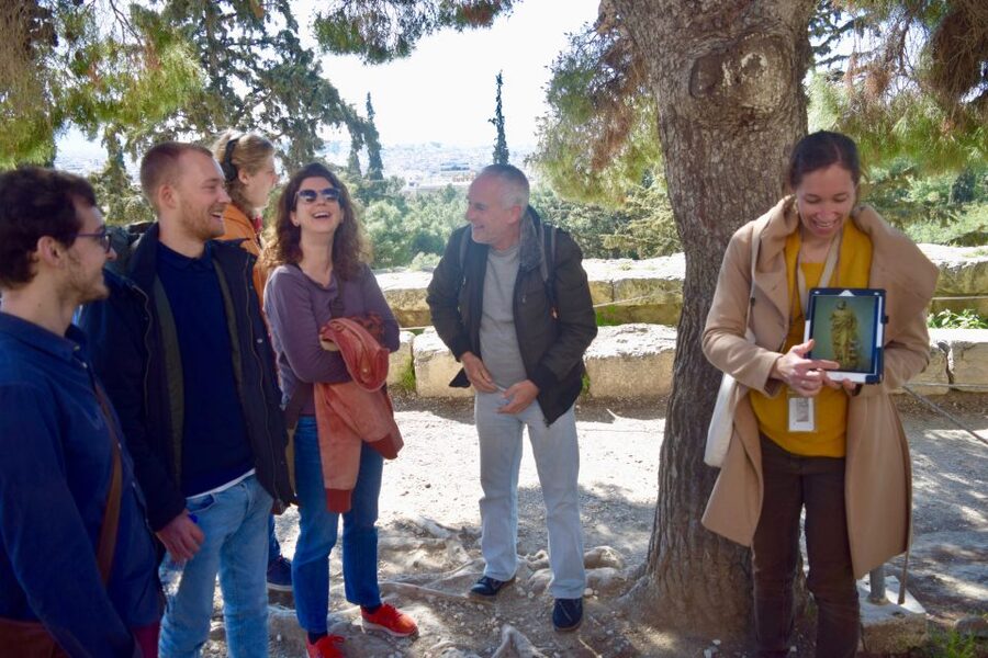 Athens: The Acropolis Guided Walking Tour in German - Parthenon, Erechtheion, and the Nike Temple: what to focus on