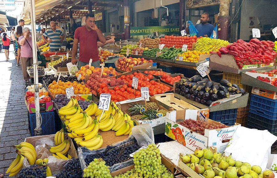 Athens: Traditional Greek food tour in hidden spots - The Market Stops: Fish, Meat, Fruit, and Spice Without the Guesswork