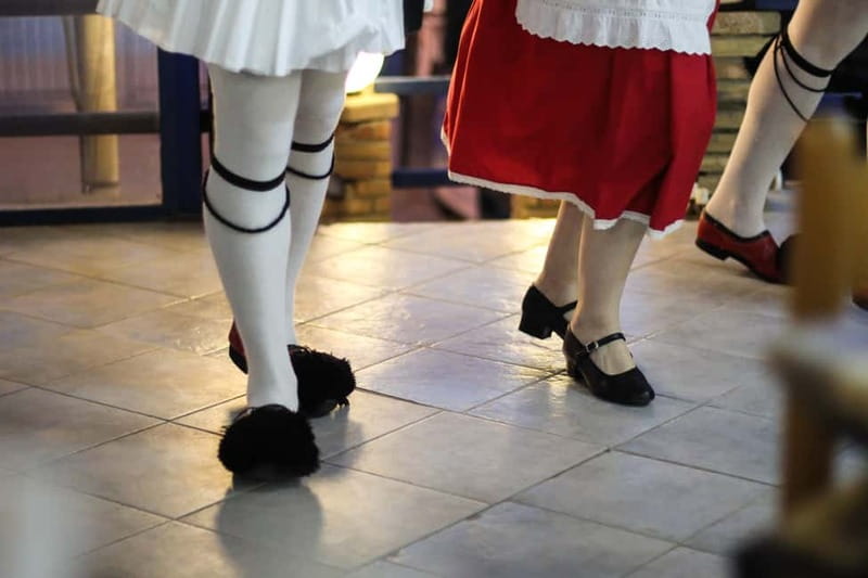 Athens: Traditional Greek Show in Plaka with Dinner - Panoramic Drive for Acropolis Night Photos