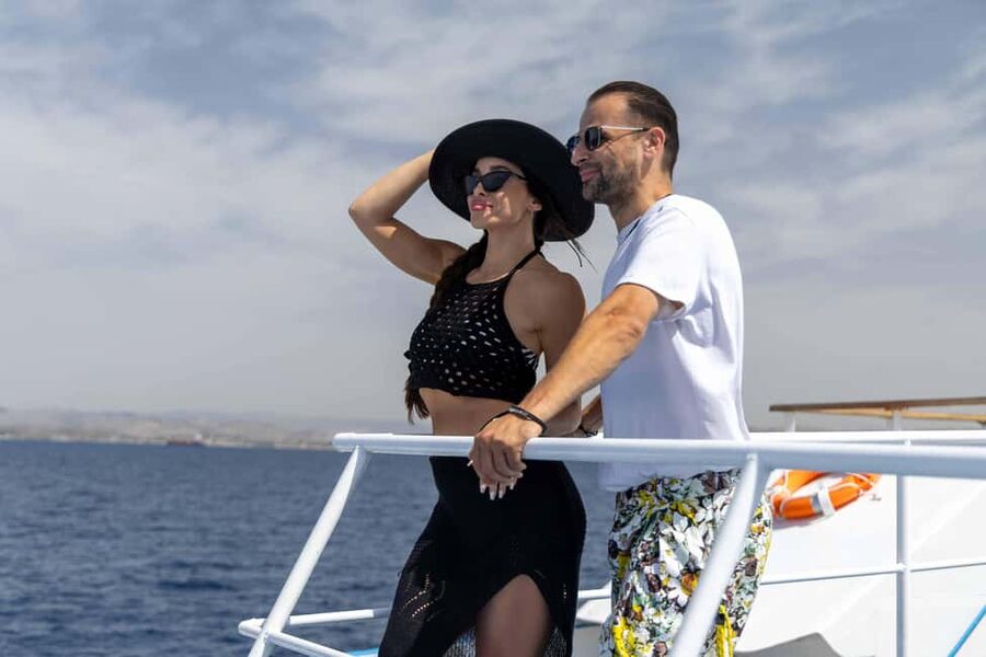 Athens: VIP Swimming Cruise to three islands - The Lunch and Meze Part: Fuel for Swimming, Not Just a Break