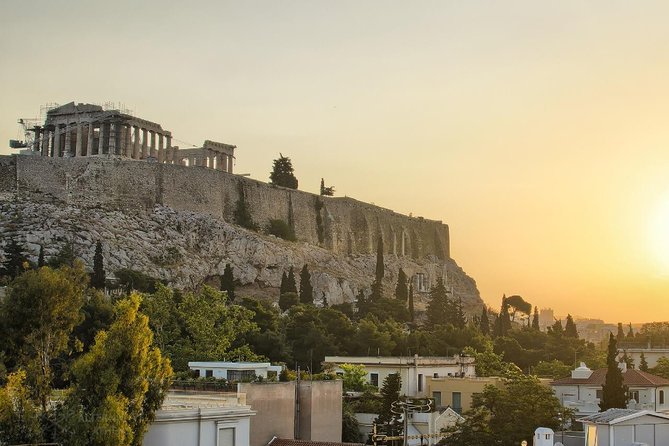 Beat the Heat Acropolis Tour - Small group - Your guide and headset: why you hear the story
