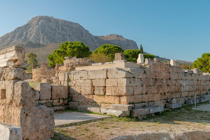 BEST 4-Day CLASSICAL GREECE: Corinth Epidaurus Delphi Meteora - Day 4: Meteora monasteries up in the clouds, then Thermopylae on the return