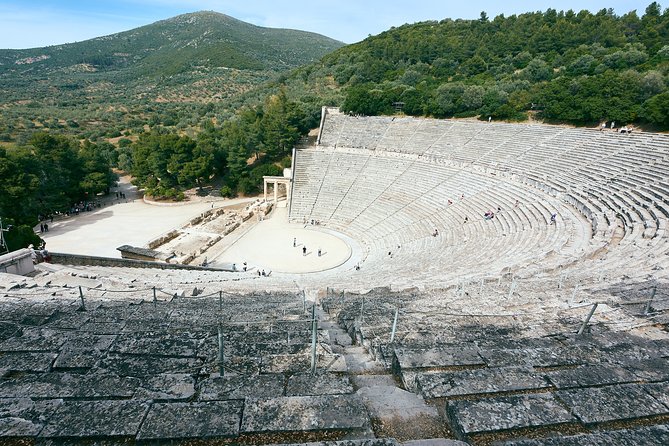 Best of Greece: 7-Day Tour to Real Greece of the Peloponnese, Delphi and Meteora - Day 6: Delphi Museum, the oracle sanctuary, Amfissa lunch, and a Meteora sunset option