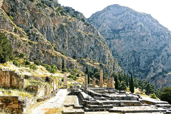 BEST PRIVATE TOUR TO DELPHI: Delphi Arachova Hosios Monastary - Price and Value: What $410.92 Buys You in Real Life