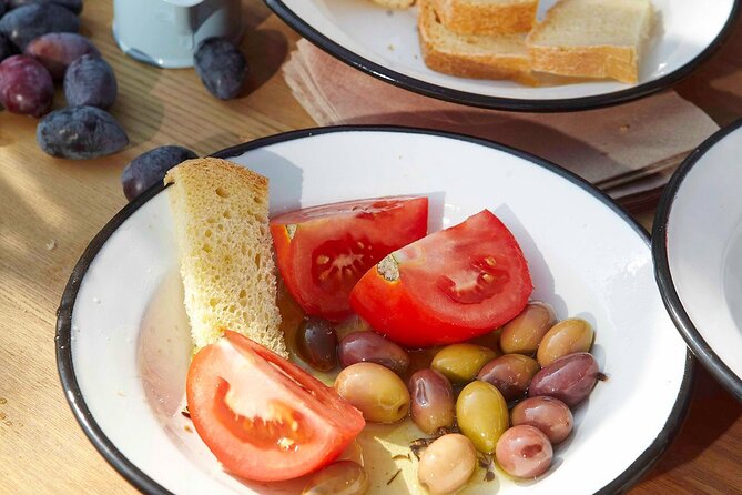 Bio Farm Private Olive Oil Tasting, Farm to Fork Meal & Temple of Poseidon Tour - The Temple of Poseidon on a Sea Cliff, Short but Meaningful
