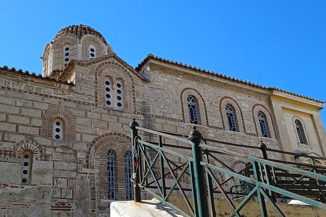 Byzantine and Ottoman Athens Tour - Starting at the Arch of Hadrian, then into the mosque story layer