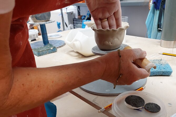 Ceramics Workshops For Kids Only / Artemida - The Included Snacks Are Not an Afterthought