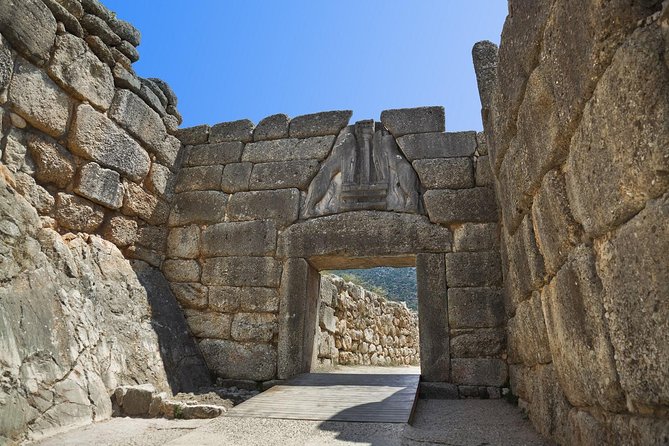 Classical Greece 3-Day Tour: Epidaurus, Mycenae, Olympia and Delphi from Athens - Day 2: Olympia temples, the Olympic flame area, Rio-Antirrio bridge, and Delphi arrival